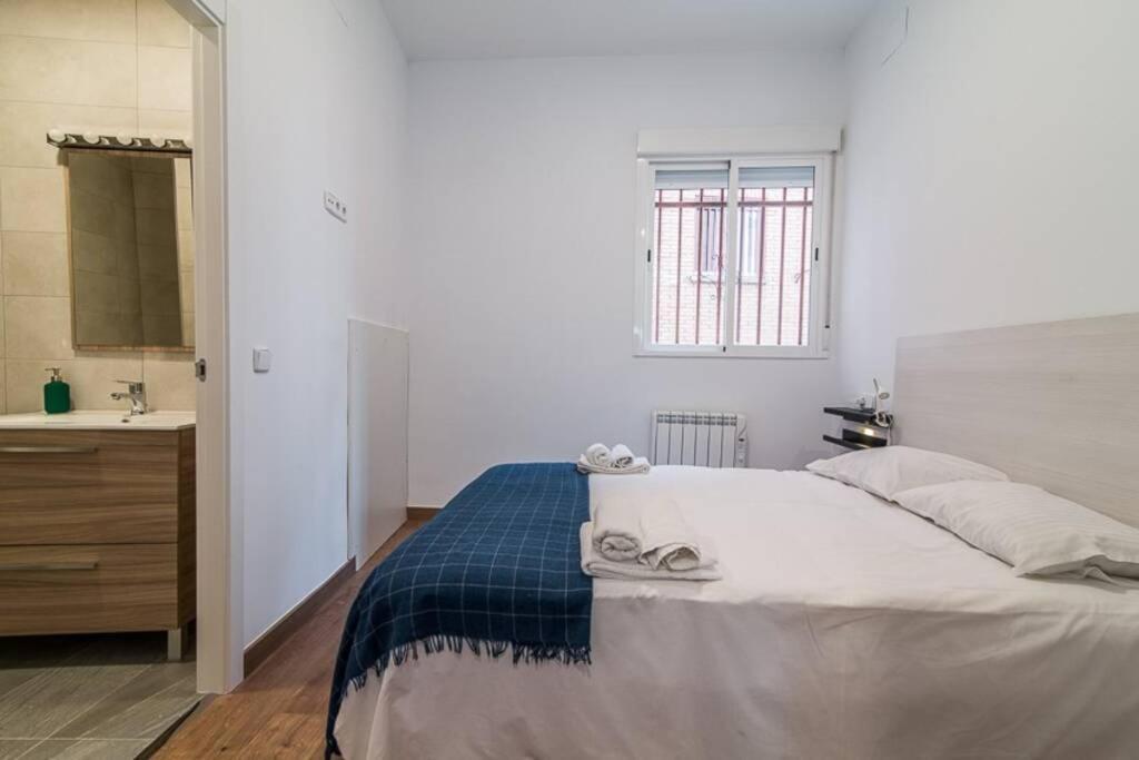 #15Pin-1 Apartamento De Un Dormitorio En Tetuan Мадрид Экстерьер фото